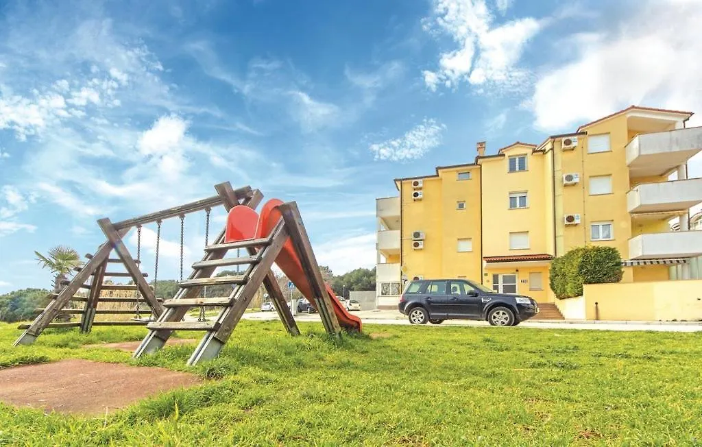Apartment Valsaline 2182 Pula